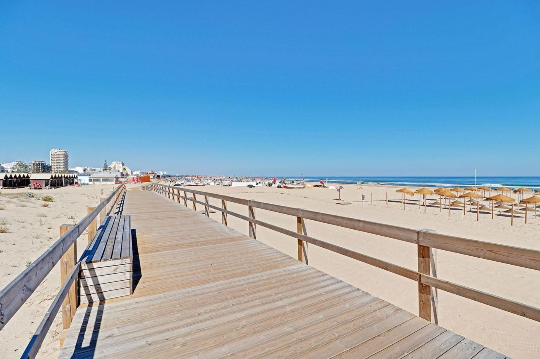 Monte Gordo Beachview 2 By Homing Exterior foto
